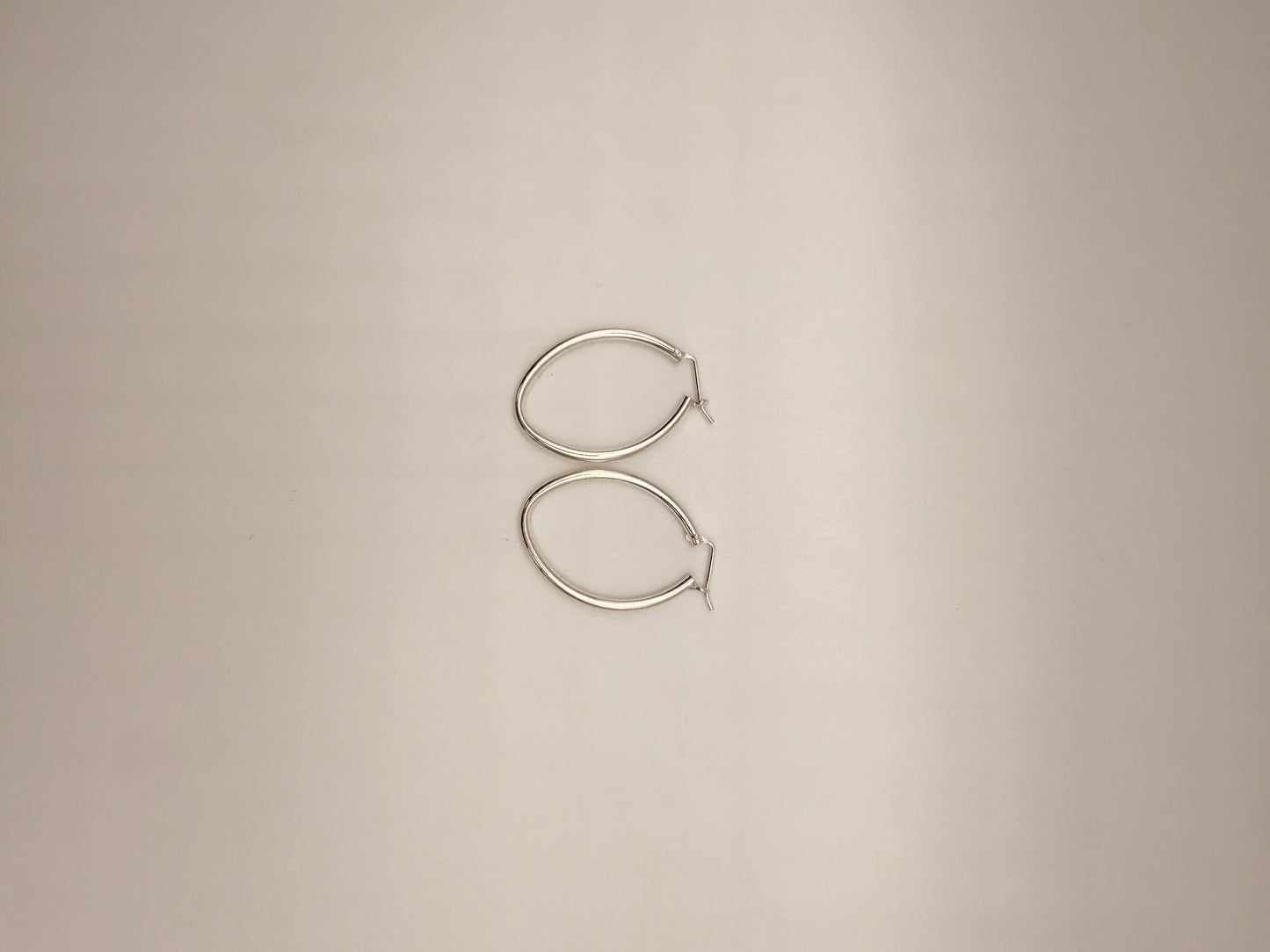 Oval Hoops