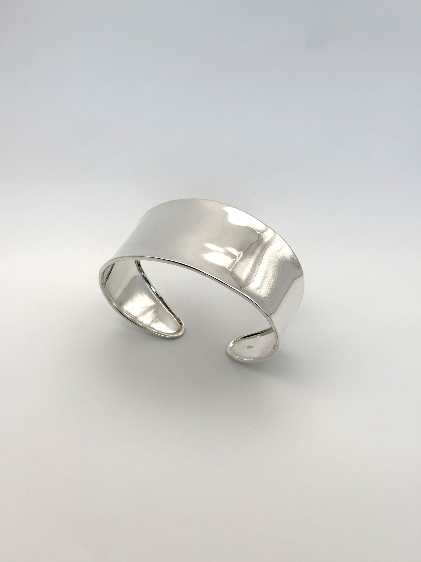 TUPAC BANGLE