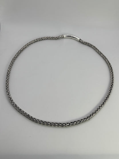 FOXTAIL NECKLACE