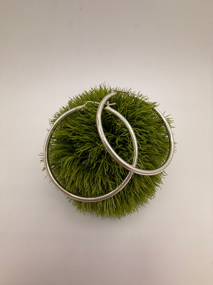 Snap Close Infinity Hoops