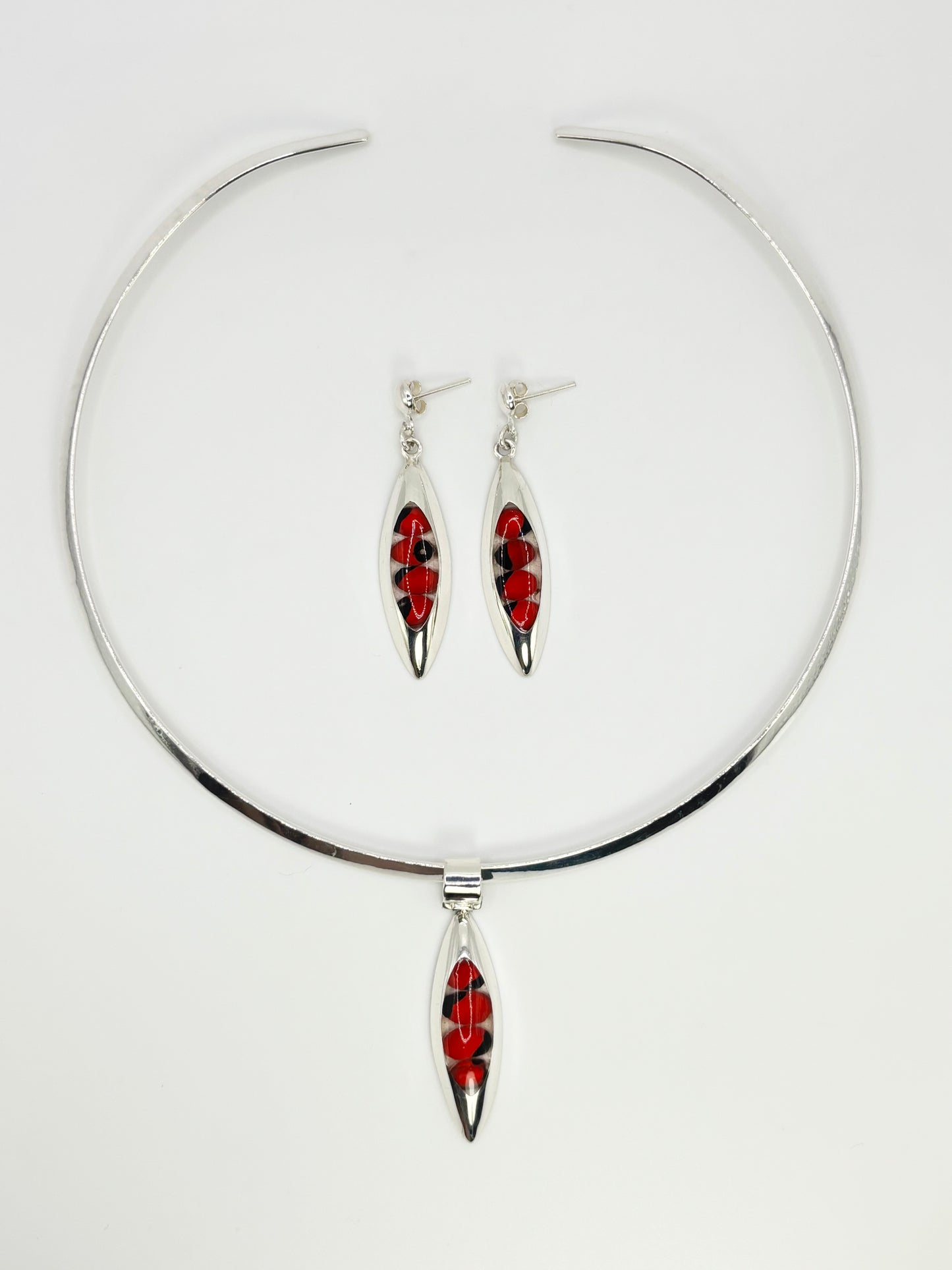 Huayruro Seed Earrings and Pendant Set